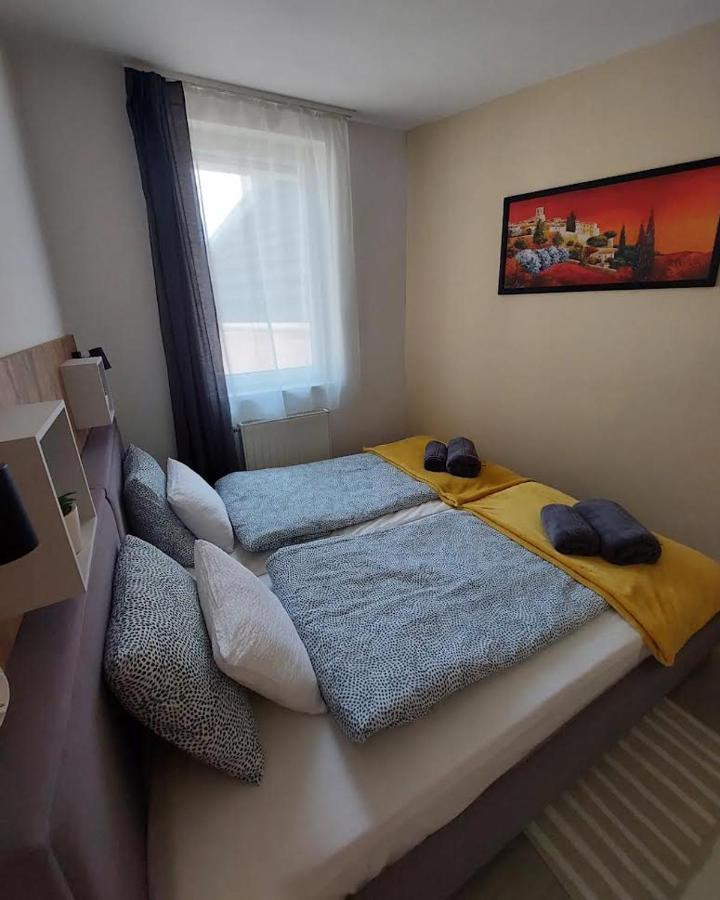 Sunshine Resort Apartment Hajdúszoboszló Buitenkant foto