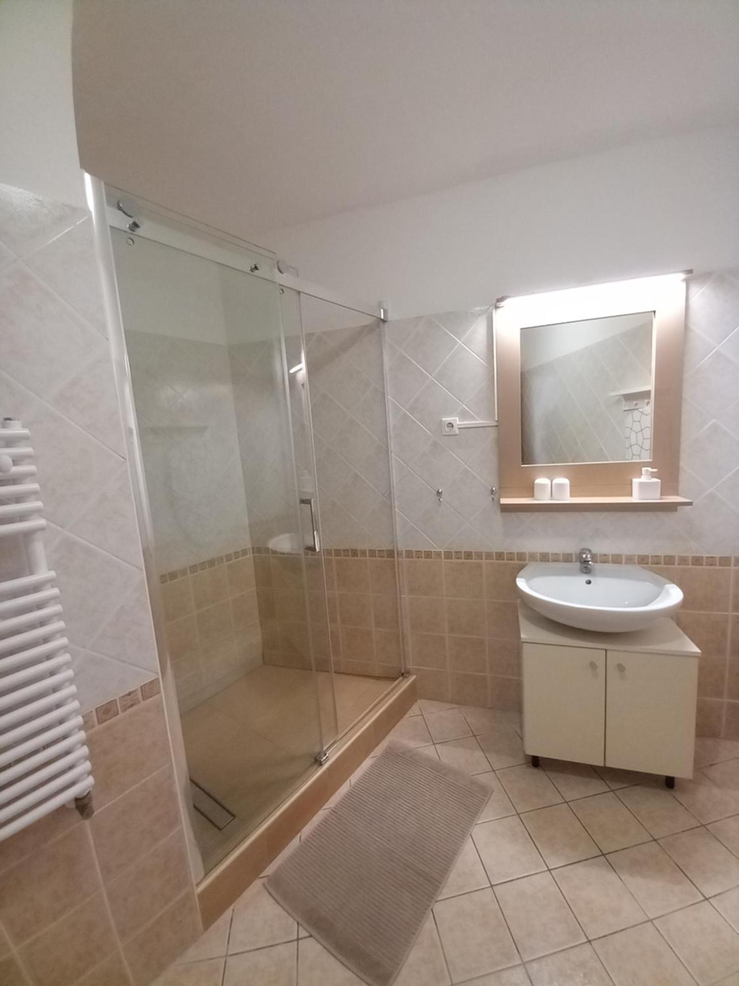 Sunshine Resort Apartment Hajdúszoboszló Buitenkant foto