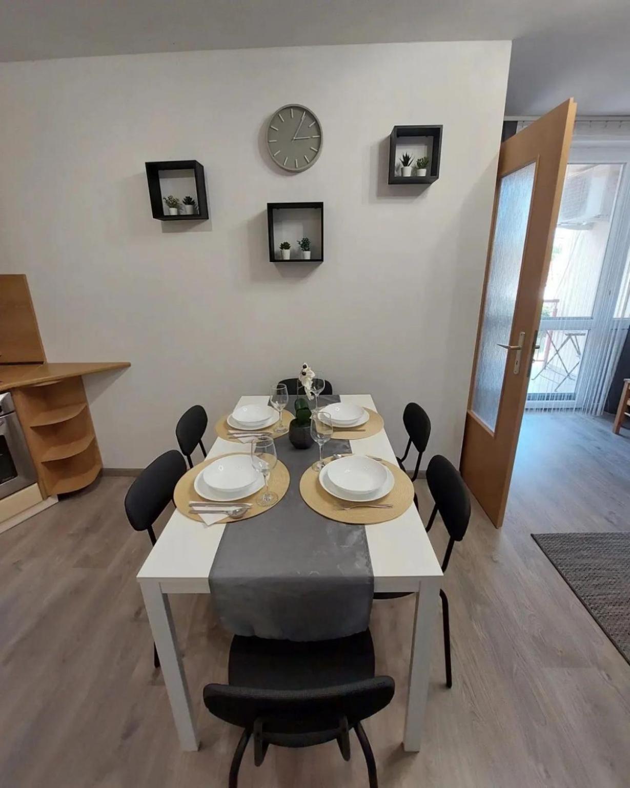 Sunshine Resort Apartment Hajdúszoboszló Buitenkant foto